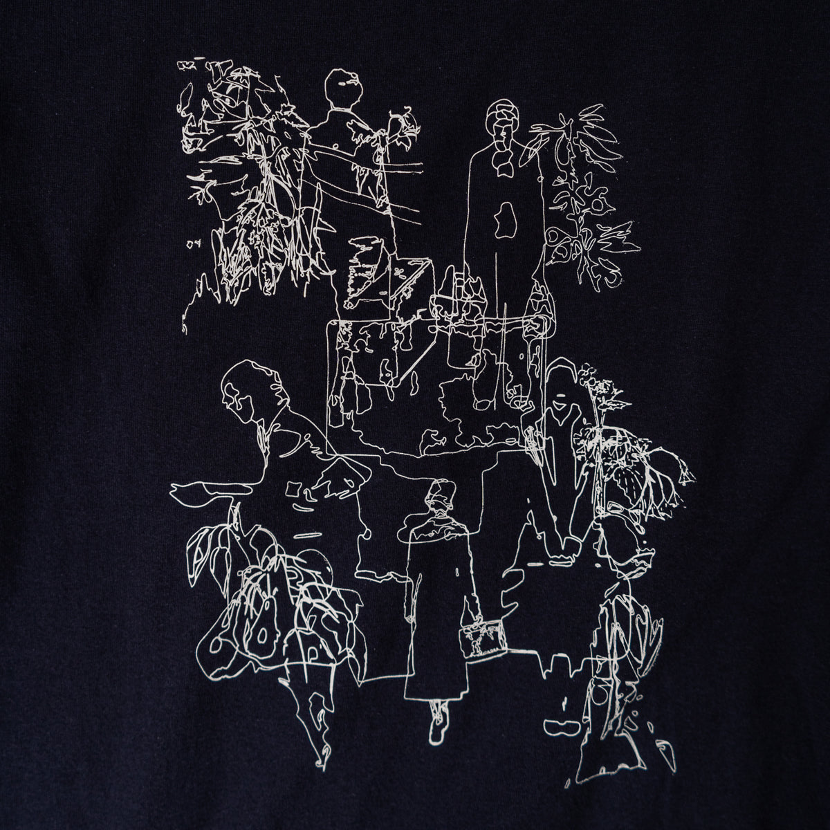 Nostalgic travel print long sleeve T-shirt