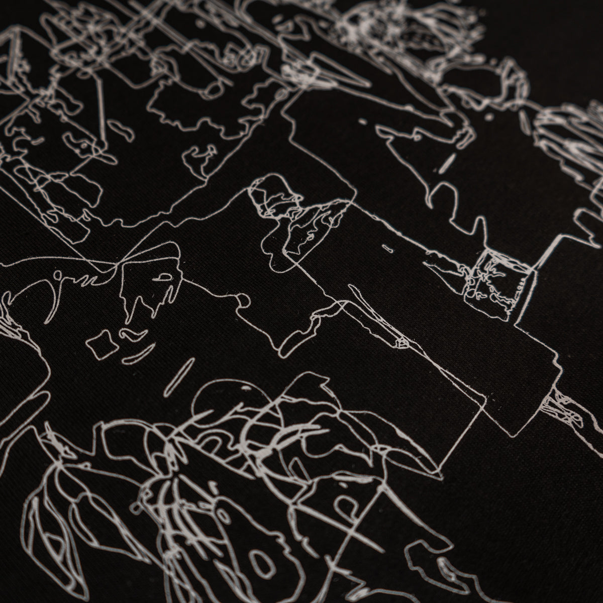 Nostalgic travel print long sleeve T-shirt