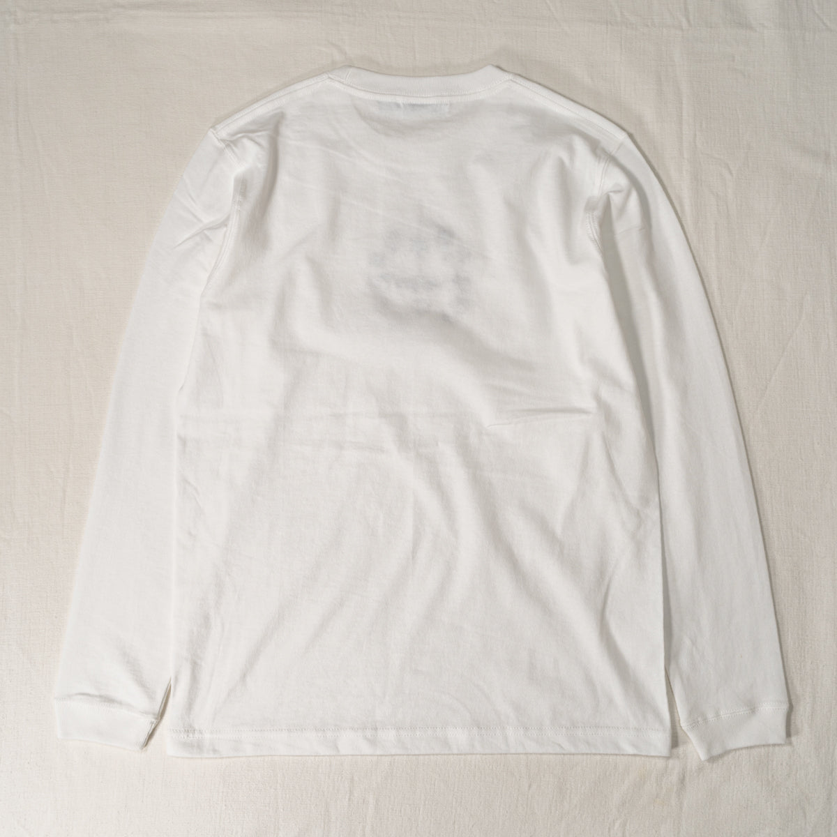 Resort Embroidery Long Sleeve T-Shirt (twin pearl)