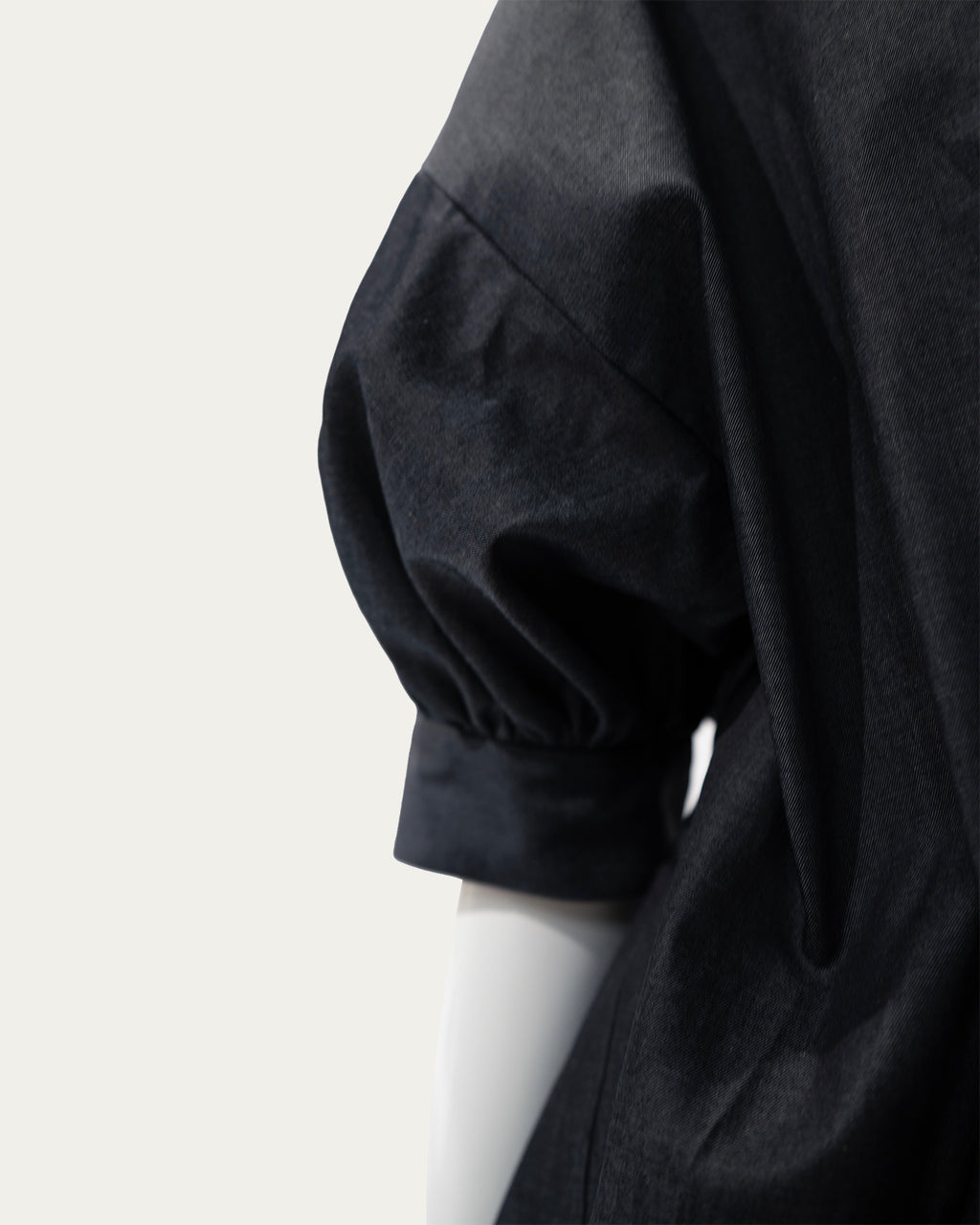 Volume puff short sleeve blouse(デニム)