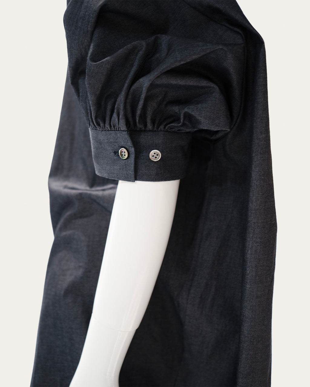 Volume puff short sleeve blouse(デニム)