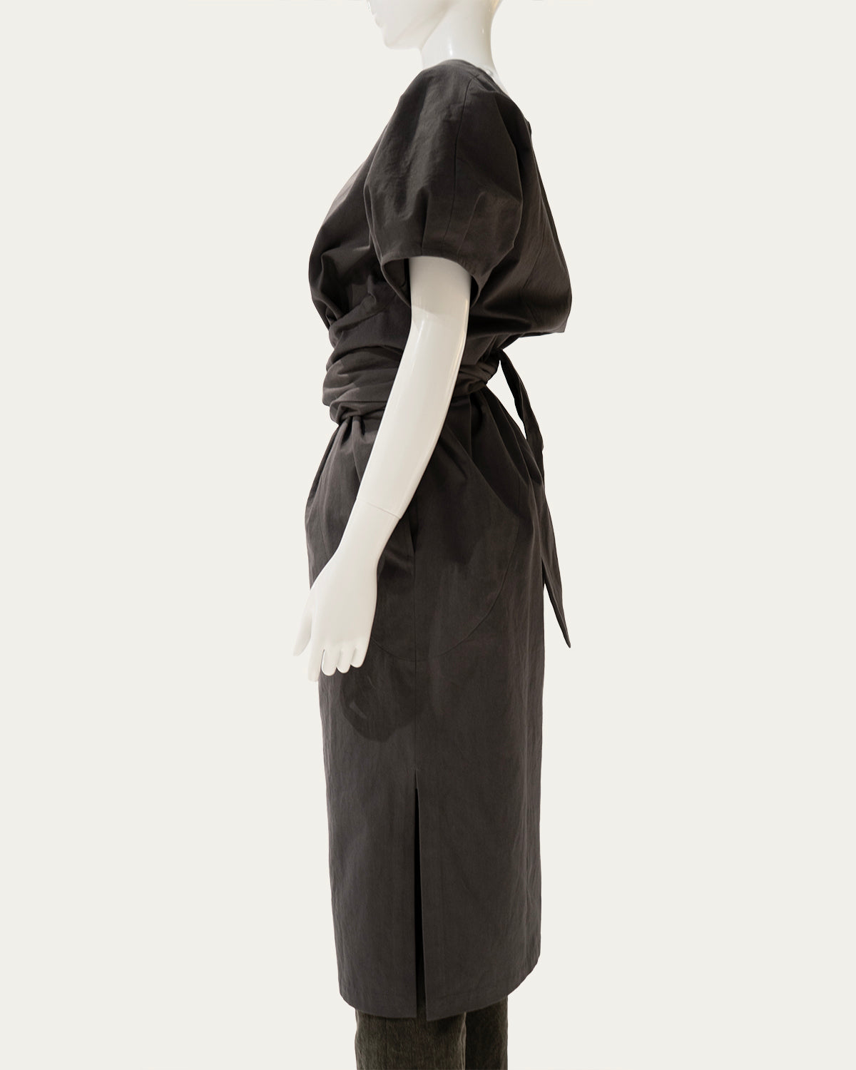 Short Sleeve Oval Tie Dress